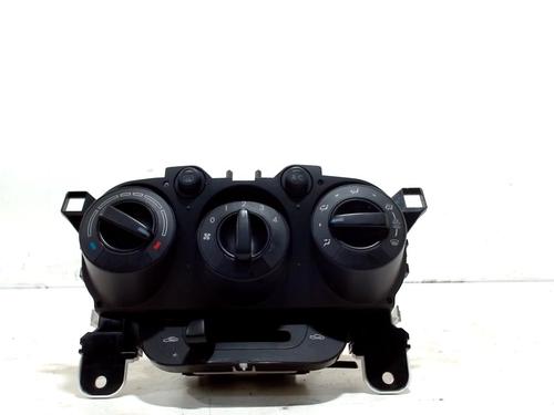Used Climate control Climate control 8688377 8688377