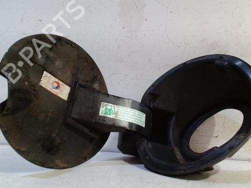 Fuel flap PEUGEOT 208 I (CA_, CC_) 1.2 VTI 82 | BP13713705C131
