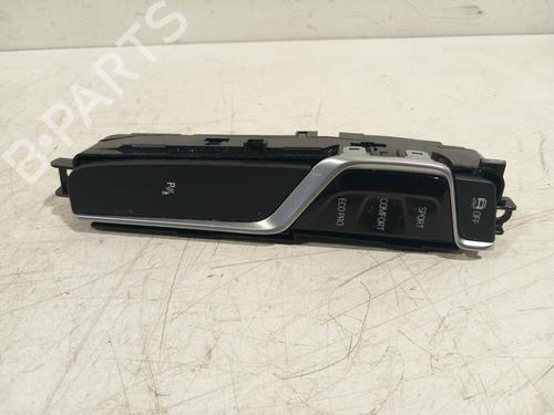 Used Switch Switch BMW 5 (G30, F90) 520 d (190 hp) 33875909 33875909