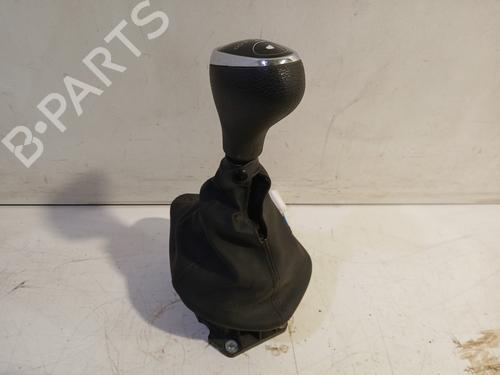 Used Gear lever IVECO DAILY VI Van 35S18, 35C18, 40C18, 50C18, 60C18, 65C18, 70C18 (180 hp) 31651538