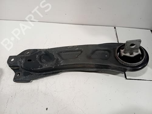 Venstre bagtil bærearm MERCEDES-BENZ GLA-CLASS (X156) GLA 250 4-matic (156.946) (211 hp) 33003535