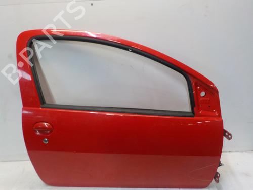 Used Right front door TOYOTA AYGO (_B1_) 1.0 (KGB10_, KGB10R) (68 hp) 17087969