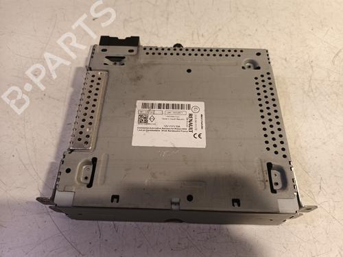 Used Radio Radio 17740678 17740678