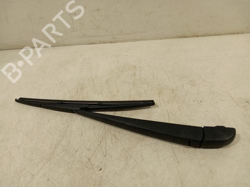 Used Rear windshield wiper arm Rear windshield wiper arm 38232710 38232710