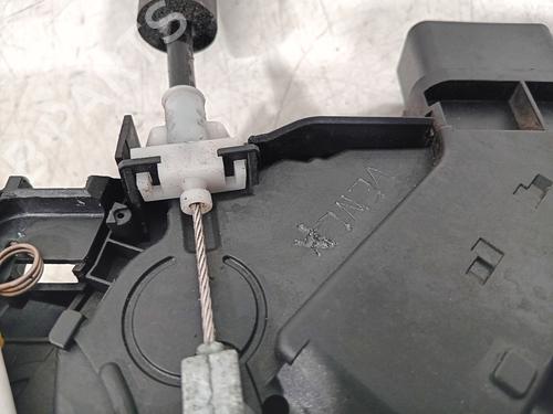 Rear left lock LAND ROVER RANGE ROVER EVOQUE (L538) 2.0 D | BP22425733C100 
