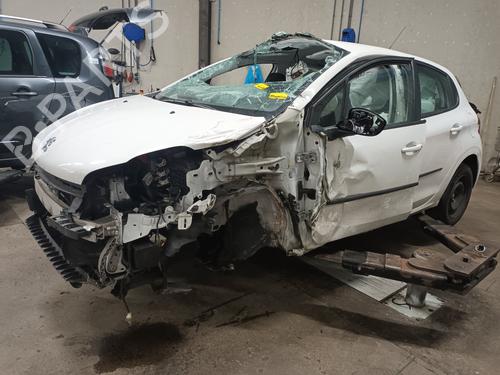 Brugte PEUGEOT 208 I (CA_, CC_) 1.2 VTI 82 4782423