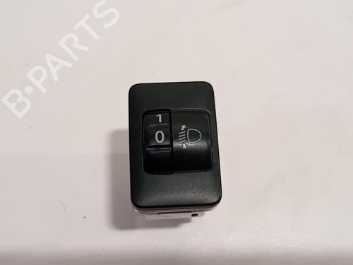 switch-mitsubishi-mirage-space-star-vi-hatchback-a0_a-2012-23278708 main image