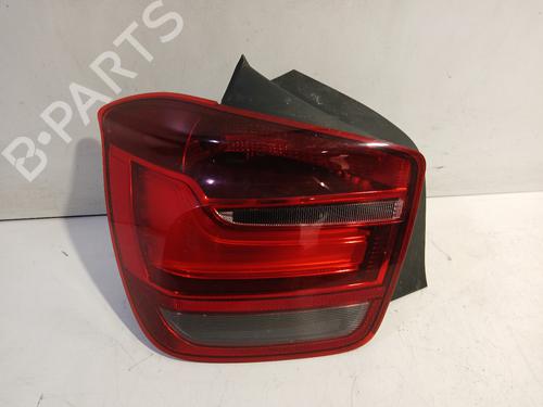 Farolim esquerdo BMW 1 (F20) 118 i (170 hp) 31132559