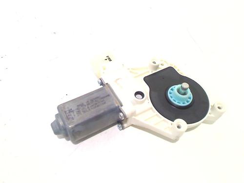 Used Left front window motor BMW 5 (F10) 525 d (218 hp) 1658763