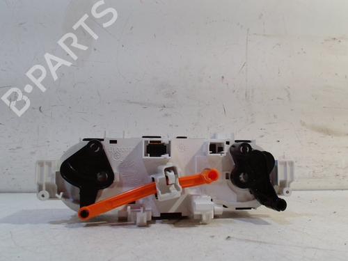 Climate control PEUGEOT 208 I (CA_, CC_) 1.2 VTI 82 | BP13713642I5 