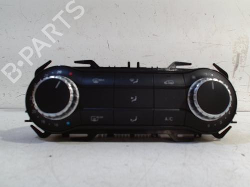 Used Climate control MERCEDES-BENZ CLA Coupe (C117) CLA 200 (117.343) (156 hp) 13661809