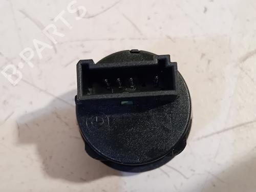 Switch BMW 3 Touring (G21, G81) 330 i | BP24505712I30 - Image 2
