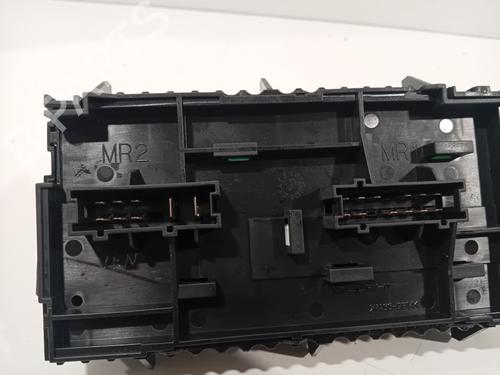 Fuse box MERCEDES-BENZ B-CLASS Sports Tourer (W246, W242) B 180 (246.242) | BP30573840E1