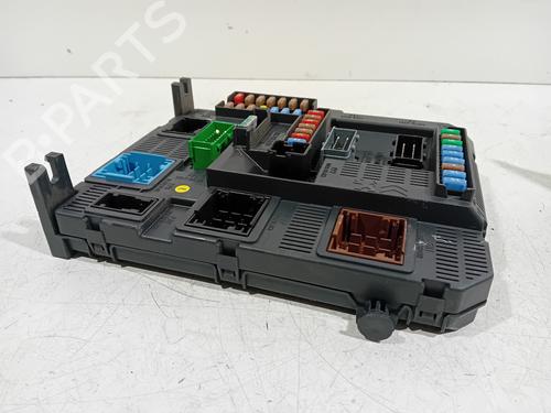 Fuse box PEUGEOT 208 I (CA_, CC_) 1.4 VTi | BP18051786E1 