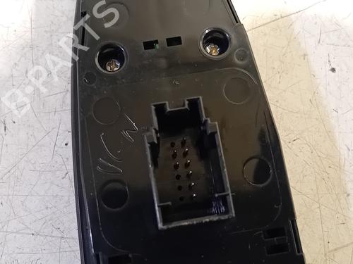 Switch BMW X1 (F48) sDrive 20 i | BP21147774I30 