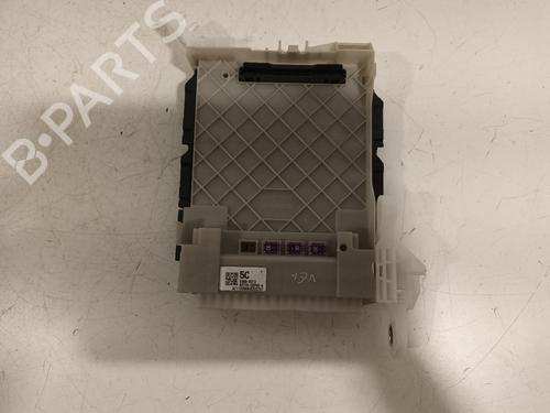 Used Fuse box Fuse box 18061046 18061046