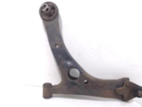 Used Left front suspension arm TOYOTA AVENSIS (_T25_) 2.0 D-4D (CDT250_, CDT250R) (116 hp) 3263943