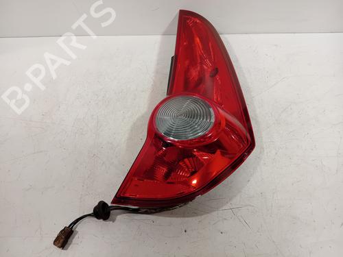 Used Right taillight Right taillight 22180877 22180877