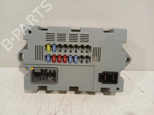 Used Fuse box Fuse box 38442701 38442701
