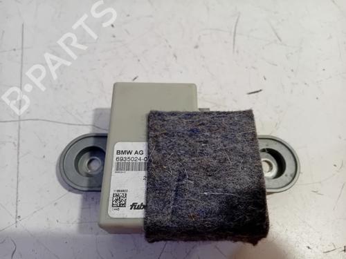 Used Antenna/Base BMW 5 Touring (F11) 528 i (258 hp) 28693433