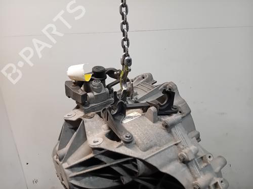 Gearbox VOLVO V40 Hatchback (525) D4 | BP30152656M3 