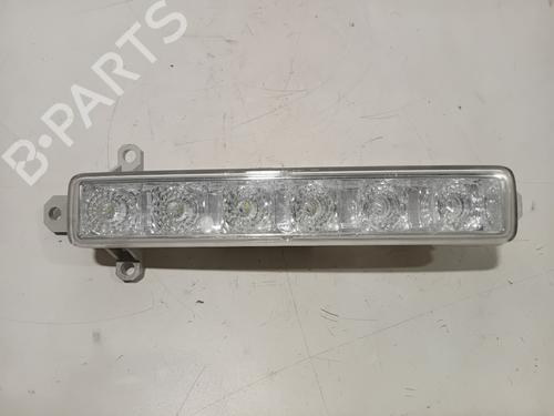 Used Left daytime light Left daytime light 38646104 38646104