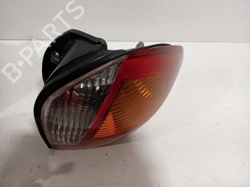 Right taillight HYUNDAI SANTA FÉ I (SM) 2.0 | BP19101251C35 