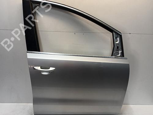 Used Right front door VW SHARAN (7N1, 7N2) 2.0 TDI (140 hp) 32780904