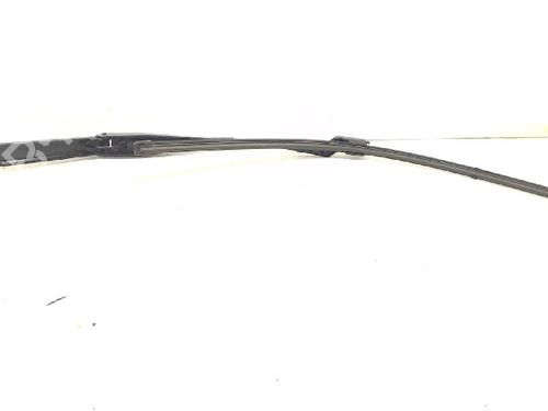 Used Front windshield wiper arm FORD FIESTA VI (CB1, CCN) 1.25 (60 hp) 13196330