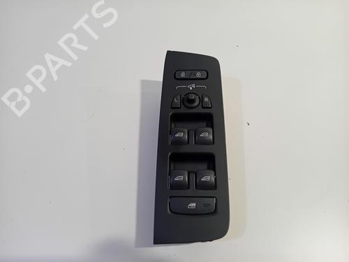Used Switch VOLVO V40 Hatchback (525) D2 (114 hp) 29816303