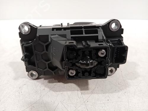 Gearstang POLESTAR POLESTAR 2 (534) EV | BP23061937M90 - Image 7