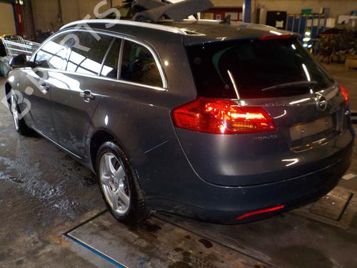 Fuse box OPEL INSIGNIA A Sports Tourer (G09) 2.0 CDTI (35) | BP9527566E1 