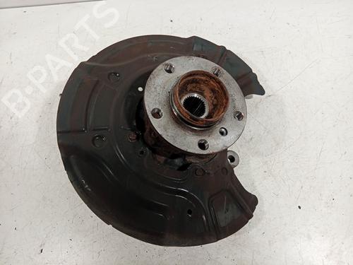 Used Right rear steering knuckle BMW X4 (F26) xDrive 20 d (190 hp) 19793988