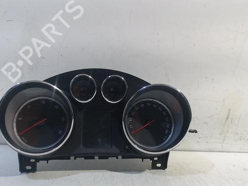 Used Instrument cluster OPEL INSIGNIA A Sports Tourer (G09) 2.0 CDTI (35) (131 hp) 11412530