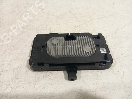 Used Electronic module Electronic module BMW 5 (G30, F90) 520 d (190 hp) 33875906 33875906