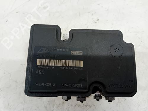 Used ABS pump FORD FIESTA VI (CB1, CCN) 1.4 (97 hp) 15073951