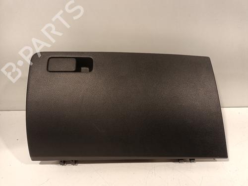 Used Glove box Glove box 17517895 17517895