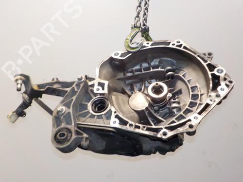 Used Gearbox OPEL CORSA C (X01) 1.2 Twinport (F08, F68) (80 hp) 11202837