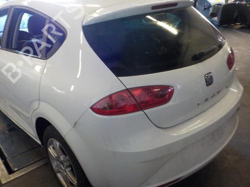 Steering column stalk SEAT LEON (1P1) 1.6 TDI | BP7773814I23 