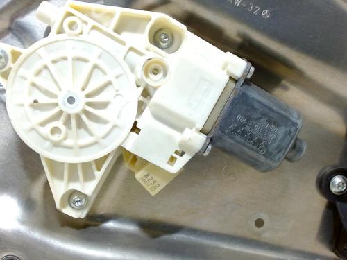 Rear right window mechanism MERCEDES-BENZ C-CLASS (W204) C 200 CDI (204.007, 204.006) | BP10210561C25 