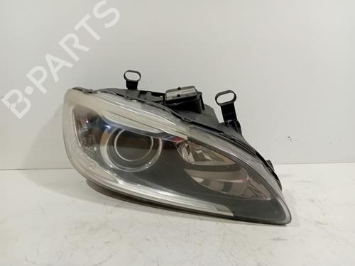 Used Right headlight VOLVO V60 I (155) D6 Hybrid AWD (280 hp) 24229192