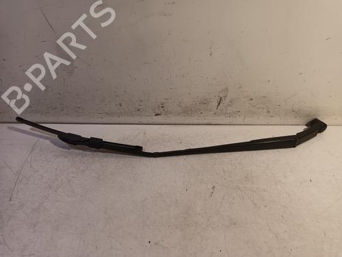 Used Front windshield wiper arm Front windshield wiper arm 15556055 15556055