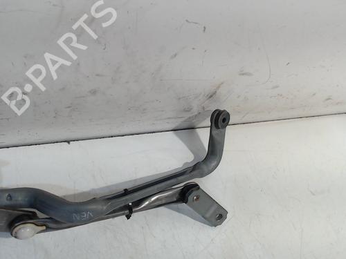 Front wipers mechanism TOYOTA YARIS (_P13_) 1.5 Hybrid (NHP130_, NHP130) | BP11987706C83