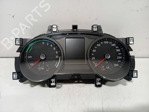 instrument-cluster-vw-passat-b8-variant-3g5-cb5-2014-36641558 main image