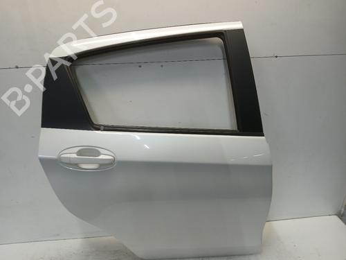 Used Right rear door Right rear door TOYOTA YARIS (_P13_) 1.5 Hybrid (NHP130_, NHP130) (101 hp) 40266436 40266436