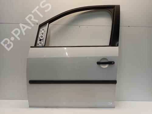 Used Left front door VW CADDY III Box Body/MPV (2KA, 2KH, 2CA, 2CH) 1.6 TDI (75 hp) 30261497