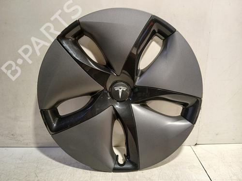 Used Hub cap Hub cap TESLA MODEL 3 (5YJ3) EV AWD (351 hp) 34614452 34614452