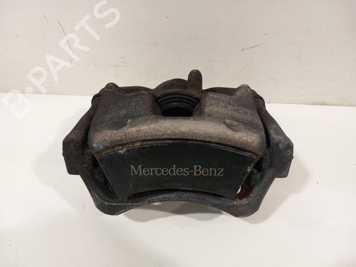 Venstre bremsekaliber foran Venstre bremsekaliber foran MERCEDES-BENZ CLA Coupe (C117) CLA 180 (117.342) (122 hp) 36004330 36004330