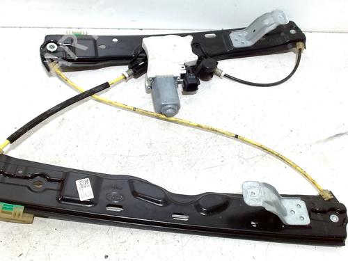 Used Rear left window mechanism Rear left window mechanism LAND ROVER RANGE ROVER VELAR (L560) 3.0 D300 SDV6 4x4 (300 hp) 11998327 11998327
