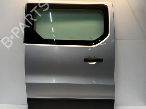 Used Right rear door RENAULT TRAFIC III Bus (JG_) 2.0 dCi 120 (JGMN) (120 hp) 30625218